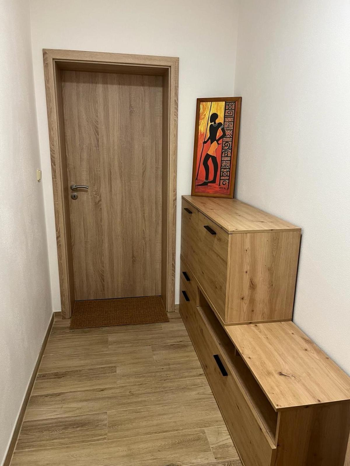 Apartman Kuga มิคูลอฟ ภายนอก รูปภาพ