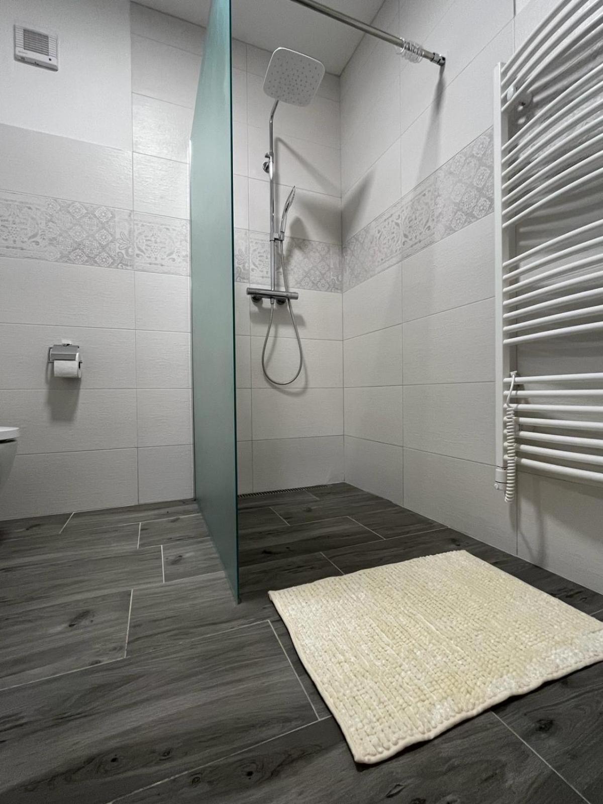 Apartman Kuga มิคูลอฟ ภายนอก รูปภาพ